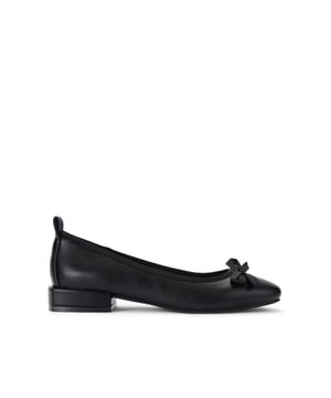 The KG Kurt Geiger Marvyn is a ballet flat with bow on the toe and flat block style heel.