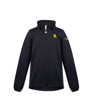 Zacht gebreide buitenkant - verwarmende fleece aan de binnenkant. Deze populaire materiaalsamenstelling van Schmuddelwedda is nu ook verkrijgbaar voor kinderen. Het zachte materiaal is bewegingsvriendelijk en comfortabel, past perfect in de overgangsperiode en is zeer comfortabel om te dragen. Een doorlopende ritssluiting eindigt in een hoge opstaande kraag en een praktische kinbescherming. Ook de gebreide zijkant in gemêleerd met steekzakken zorgt voor een stoere look.  Gebreide fleece jas