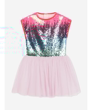 Introducing the exquisite Girls Sequin And Mesh Occasion Dress in Pink by billieblush, an essential addition to any young girl's wardrobe for AW2024. Designed to dazzle and delight, here's why this piece stands out:‚ **Dazzling Sequin Detail:** Adorned with sparkling sequins, perfect for any special occasion.‚ **Elegant Mesh Overlay:** Adds a touch of sophistication and charm.‚ **Comfort Fit:** Crafted for comfort, ensuring she enjoys the celebration.revitalise her wardrobe with this stunning billieblush creation in pink. Don‚ôt miss out, make it yours today and watch her shine!