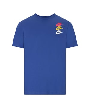 100% Cotton 
Crew Neck 
Standard Fit 
Nike Branding on Left Chest and Rear 
Machine Washable