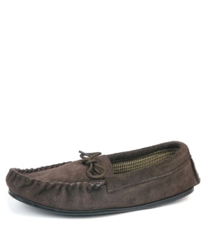 Genuine Made in England Suede cotton lined Moccasins Slippers with rubber sole. Material: Suede slipper with textile Lining.  A quality made in england moccasins slippers for mens. These Suede Moccasin Slippers are fully lined and feature a Suede Upper . Sole: Rubber outdoor Sole. These slippers are supplied in a clear plasic bag.