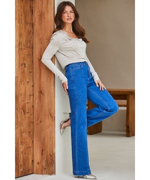 REASONS TO BUY:

Add them to your denim line-up
Crafted from our signature soft stretch denim
Fresh bright blue wash
Pintuck seam creates the illusion of endless legs
Trending wide-leg cut: flattering and comfy
Day or night, dressed up or down

Inside leg to fit: Short 29" | Regular 31" | Long 33"