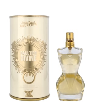 Die neue starke Weiblichkeit bei Jean Paul Gaultier heißt GAULTIER DIVINE und ist eine Ode an die kraftvolle Natur und die göttliche Stärke der Frau. Mit der himmlischen Kombination aus strahlenden Lilien und cremiger, süßer Meringue mit einer lebhaften salzigen Note zieht das gourmand florale Eau de Parfum absolut jeden in seinen Bann. Selbstbewusst und stolz präsentiert GAULTIER DIVINE ihre Ecken und Kanten &ndash; ihre Schönheit liegt in ihrer Unvollkommenheit. Ihre göttliche Silhouette trägt das ikonische Korsett von Gaultier in einem kühnen Gold und ist in den Größen 50ml & 100ml mit dem 200ml Refill nachfüllbar. Absolut himmlisch!