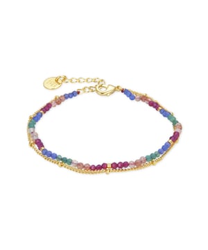 Aiel Multicolour kristallen armband in 18K geel goud. De ontwerpen in de AFRICA Fantasia-lijn hebben niet alleen een wereldwijde uitstraling, ze maken ook het verschil en hebben een radicale impact. Nauwgezet handgemaakte ontwerpen met veelkleurige stenen, turkoois en parels brengen verfijnde sieraden tot leven. Hun exotisme wordt alleen geëvenaard door hun bescheidenheid. Intuïtief, doordacht, ze doet het goed elke keer dat je het draagt en vertegenwoordigt als weinig anderen de meest kosmopolitische stedelijkheid: BE AUTHENTIC (NOT) UNIQUE.