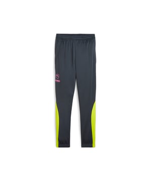 PRODUCT STORY: Pull on the KING Pro Training Pants and complement your new KING ULTIMATE football boots. These pants feature performance material that wicks away moisture, so you'll stay dry even as you're working up a sweat on the training ground or the pitch. FEATURES & BENEFITS: dryCELL: Performance technology designed to wick moisture from the body and keep you free of sweat during exercise; Made with 100% recycled material excluding trims & decorations as a step toward a better future.. DETAILS: Regular fit; Elastic cuffs and waistband; PUMA cut and sewn Formstrip inserts on lower leg panels; Cat logo and KING logo rubber print executions.