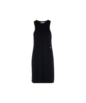 Kleid Calvin Klein Maille Damen Schwarz Baumwolle. Authentisches Kleidungsstück der Marke Calvin Klein - Streetwear/Sportswear-Design von Calvin Klein - Calvin Klein für Damen, modisch und perfekt für den Alltag - Das schwarze Kleid von Calvin Klein lässt sich ideal mit dem Rest Ihrer Garderobe kombinieren - bequeme Baumwollqualität - klassisch - Maille -