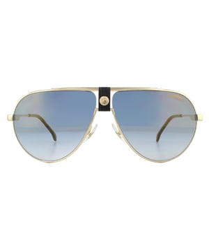 Die Carrera Sonnenbrille 1033/S 2M2 1V Black Gold Blue Gold Gradient Mirror ist eine große Pilotenbrille, die aus Leichtmetall gefertigt ist. Der markante, doppelte Nasensteg ist mit einem auffälligen Lederbesatz versehen, der das Carrera C-Logo in den Vordergrund stellt. Das Carrera-Logo ist in die Bügel geätzt und mit Kunststoffspitzen für mehr Komfort versehen.