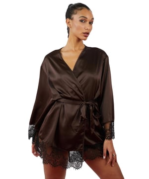 Feel irresistible with Wolf & Whistle's gorgeous Alaia collection this season. This kimono is as luxe as it is soft with the delicate floral lace trim detailing and the smooth-to-the-touch satin material. Feel seductive with the extra min-length that adds a flirtatious edge. This piece features a self-tie waist which allows you to cinch in your waist to accentuate your beautiful figure or worn open to showcase your favourite lingerie set.  Floral lace edging, Self-tie waist, Mini-length, Smooth satin material, Country of origin: China, Composition: 95% Polyester | 5% Elastane, Listed in UK sizes.   Dressing Gown