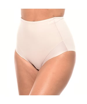 Braga Alta Maxi Curvas Perfectas - Janira

La Braga Alta Maxi Curvas Perfectas de Janira es la elección ideal para aquellas que buscan una prenda con un alto nivel de control y una silueta perfectamente definida, sin renunciar al confort. 

Con una altura extra, esta braga ofrece un nivel de reducción fuerte, proporcionando control efectivo en el área del vientre y la zona lumbar. El refuerzo delantero adicional garantiza un soporte máximo, ayudando a esculpir y perfilar la silueta.

Gracias a sus cortes láser, esta braga es completamente invisible bajo la ropa, asegurando que puedas usarla con cualquier prenda sin preocuparte por las marcas. 

Además, cuenta con una entrepierna con rizo de algodón que ofrece suavidad y frescura durante todo el día.

Los camales están diseñados con el concepto de "comfort", asegurando que la prenda no marque ni irrite la piel.

El tejido de lycra extrasuave se adapta al cuerpo como una segunda piel, proporcionando el máximo confort durante todo el día.

Esta Braga Alta Maxi es ideal para mujeres que desean moldear su figura con elegancia, invisibilidad y un confort inigualable, haciendo que te sientas segura y estilizada en cualquier momento.
 Composición: 70% Poliamida, 30% Elastano
 Cuidados:
- Lavar a mano o en ciclo delicado.
- Utilizar detergente suave.
- No usar lejía.
- Secar al aire.
- No planchar.