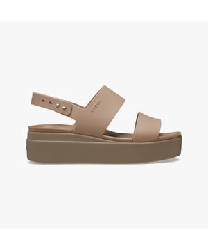 Crocs 206453-2EL BROOKLYN LOW WEDGE Dames Sandalen Latte/Paddenstoel

Bovenmateriaal: Croslite

Voeringmateriaal: Croslite

Zoolmateriaal: Croslite

Sluiting/Vastmaken: Instap

Kenmerken: Comfort, Lichtgewicht

Haktype: Platform

Schoenbreedte: Regular

Artikelgewicht: 0,8 KG

Hakhoogte: Laag (2,5-4,9 cm)

Sandalestijl: Open Teen

Cadeauverpakking: Nee
Productcode: 206453-2EL