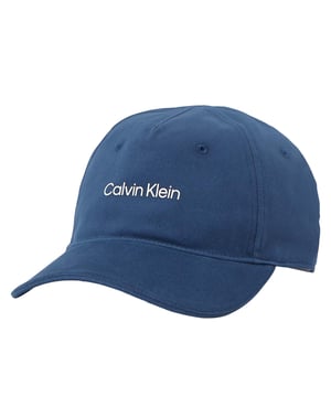 Mens Calvin Klein Twill Logo Cap in blue.- Adjustable closure.- Reflective accent at the back.- Ventilating eyelets.- Brushed cotton twill.- Calvin Klein rubberised logo on the front.- Ref: 0000PX0312438