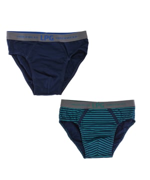 Set-2 Slips.
 Kleur blauw
 Elastische tailleband met geborduurd logo.
 ademende stof
 Anatomische voorkant met de mogelijkheid om vast te houden zonder te knellen.
 Naden in toon zichtbaar.

 Samenstelling: 95% Katoen, 5% Elastaan

 Onderhoud:
 - Wassen op max. 30º.
 - Niet bleken.
 - Niet in de droger.
 - Niet strijken.
 - Niet chemisch reinigen.
 Samenstelling: 95% Katoen, 5% Elastaan
 Onderhoud:
Onderhoud:
 - Wassen op max. temperatuur. 30º.
 - Geen bleekmiddel gebruiken.
 - Niet in de droger.
 - Niet strijken.
 - Niet chemisch reinigen.