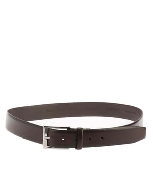 BOSS Italian Made Belt with Branded Buckle. A refined 3.5cm belt made in Italy from smooth leather with a logo-engraved buckle in silver-tone hardware by BOSS. For the best fit, we advise ordering a belt one size larger than your waist size.- Engraved logo on the clasp.- Silver-tone metal buckle.- Width: 3.5 cm.- Hardware finishing: Polished silver hardware.- Partially lined.- Quality: 100% Cowhide. Ref: 50482241202.