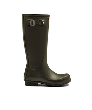 De Original Tall Classic Wellington Boot van Hunter is precies dat, origineel en klassiek. Deze groene Premium Designer Wellies zijn perfect voor natte en modderige wandelingen of voor in de tuin. De laarzen zijn volledig waterdicht, handgemaakt en hebben een zware rubberen zool. Een polyester voering houdt uw voeten comfortabel en behaaglijk. Ze zijn compleet met Hunter Branding.
