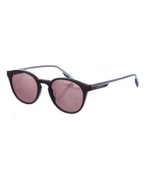 Sonnenbrille für Männer, mit Acetatrahmen.
 Farbe Braun-grau
 Oval geformter Rahmen.
 Hellbraune Gläser
 Bügel aus Acetat.
 100% UV-Schutz.
 Antireflektierende Kristalle.
 Inklusive Echtheitszertifikat und Garantie.

 Abmessungen: Abmessungen: Glashöhe: 48 mm, Gläserbreite: 52 mm, Steg: 21 mm, Bügel: 145 mm.

 Reinigung und Pflege:
 -Reinigen Sie die Brille mit Wasser und Seife (neutral).
 - Verwenden Sie keine schmutzigen oder scheuernden Tücher, da diese die Eigenschaften der Filter verändern können.
 - Verwenden Sie nur Originalzubehör und -ersatzteile.
 Maße: Abmessungen: Glashöhe: 48 mm, Gläserbreite: 52 mm, Steg: 21 mm, Bügel: 145 mm.
 Zusammensetzung: Acetat
 Pflege:
Reinigung und Pflege:
 -Reinigen Sie die Gläser mit Wasser und Seife (neutral).
 - Verwenden Sie keine schmutzigen oder scheuernden Tücher, da diese die Eigenschaften der Filter verändern können.
 - Verwenden Sie nur Originalzubehör und -ersatzteile.