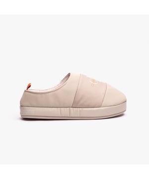 Calvin Klein Calvin Klein Jeans HOME MONO Mens Slipper Beige

 Upper Material: Polyurethane

Lining Material: Faux Fur

Sole Material: Synthetic

Closure/Fastening: Pull-On

Features: Lightweight

Toe Shape: Round

Shoe Width: Regular

Item Weight: 1 KG

Heel Height: Flat (Under 2.5cm)

Slipper Style: Full Slipper
Product Code: YM0YM008400HE