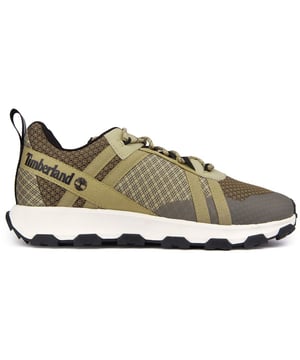 Deze prestatietrainers zijn ontworpen voor onderweg en bieden een perfecte mix van duurzaamheid en stijl. De robuuste rubberen zool biedt grip op de onvoorspelbare paden van het leven, terwijl het hoogwaardige, lichtgewicht bovenwerk je voeten comfortabel omhult. De Winsor Trail-trainer is perfect voor baanbrekend werk, hardlopen in het park en rondhangen in de stad en is uw favoriete schoen voor elk avontuur. Omarm de reis met de toewijding van Timberland aan uitmuntendheid onder de voeten!
