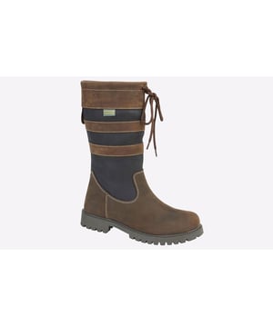 Featuring a waterproof and breathable membrane with a rustic design, these Woodland Parkgate women's boots combine practical wear with style for a must have choice this season.
- Waxy Leather upper
- Adjustable closure
- Waterproof and breathable membrane
- Contrast stitch detailing
- Durable TPR Sole
