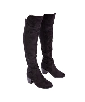 Obermaterial: Wildleder. Marke: Where's That From. Gewebetechnik: langlebig. Stretch-Segmente. Absatz: Mittelhoher Absatz. 3,81 cm. Oberschenkelhoch. Design: Unifarben. Seitlicher Reißverschluss.