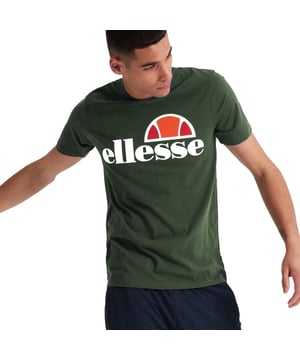 Einfarbiges kurzarm T-Shirt für Herren von der Marke ellesse.
Markentypischer Logo-Print und Rundhals-Ausschnitt. 
Weiche Baumwolle.