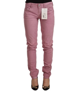 100% Authentieke ACHT katoenen slim fit denim jeans  
Slim fit ontwerp  
Kleur: Roze  
Materiaal: 97% Katoen 3% Elastaan  
Twee achterzakken en twee zakken aan de voorkant  
Knoopsluiting  
Logo-details  
Materiaal: 97% Katoen 3% Elastaan