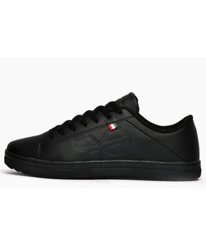 Sophisticated laid-back style meets high impact visual appeal in the Crosshatch Gleaton
 Elevate your look with these smart Crosshatch Gleaton trainers perfect for casual or dress up wear, these cool slimline trainers transcend all types of wear and are sure to smarten up your everyday or formal outfit.
 These classic trainers are crafted from a supple synthetic in a bang on trend colourway, 7-hole perfect fit lace up closure and finished off with a comfy cushioned insole. Crosshatch have created a true must have trainer for this season and at this great price it wont be on the shelves for long.
 - Supple synthetic upper
 - Secure 7-hole lace up fit
 - Padded heel and ankle collar
 - Cushioned insole
 - Durable vintage styled rubber outsole
 - Vulc wrap around midsole
 - Heritage styled silhouette
 - Crosshatch branding