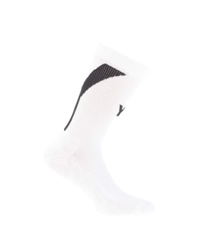 Unisex Y-3 Logo Hi Socks in White.- Crew length.- Ribbed cuffs.- Y-3 logo.- Engineered 'Y' on the back.- 55% Cotton, 38% Polyamide (Recycled), 4% Polyester (Recyled), 3% Elastane. Ref: HZ4268.