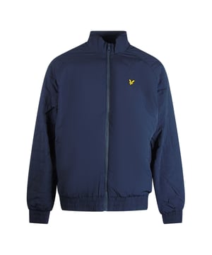 Enfrentate a los elementos con estilo con la chaqueta Lyle & Scott. Este elegante abrigo esta diseado para lucir genial con casi cualquier conjunto. Haz una declaracion con una chaqueta que luce genial y te mantiene protegido de los elementos., Abrigo azul Lyle & Scott, 100% nailon, cierre de cremallera, corte estandar, se ajusta a la talla real, insignia de la marca en el frente izquierdo del pecho, chaqueta azul