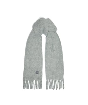 Cosy up with Lavigne, our a must-have accessory for chilly days. Crafted from a super-soft fabric, this chunky scarf offers maximum warmth while adding a chic, textured touch to any outfit. Complete with a classic fringe trim, it's a statement piece that's as stylish as it is practical.
