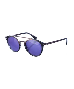 Gafas de sol Armand Basi con montura de acetato y metál.
 Color Haban oscuro-gun
 Forma redonda.
 Lentes de color Gris Oscuro
 Patillas metalicas con acabado en acetato, y el nombre de la marca grabado.
 100% Protección UV. 
 Cristales antirreflejo.
 Incluye una funda de tela de protección.
Los colores reales del producto pueden variar ligeramente con respecto a los colores que muestra su monitor.
 
 Medidas  Ancho lente: 51 mm. Puente: 21 mm. Patillas: 145 mm.
 
 Limpiar las gafas con agua y jabón (neutro).
 - No utilice paños sucios o abrasivos, que puedan alterar las características de los filtros.
 - Utilice solo accesorios y repuestos originales.