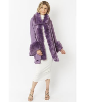 One Size
Comfortably fits sizes 8-16

Make a statement with this stunning Jayley wool cape. A timeless addition to your wardrobe, this cape is finished with exquisite faux fur around the collar and sleeves to give you that luxurious feel.
