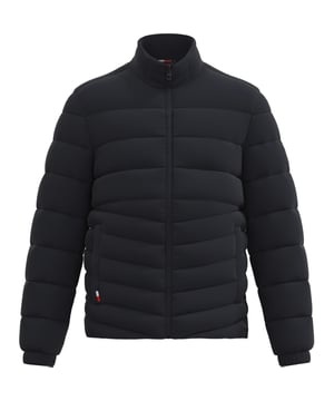 Chaqueta para hombre de la marca Tommy Hilfiger en color azul. La chaqueta está hecha de poliéster reciclado y tiene un corte regular. En el pecho lleva el icónico logo de Tommy.  Marca: Tommy HilfigerNombre del modelo: Branded Collar JacketCategoría: chaqueta de hombreMateriales: poliéster recicladoColor: azul
