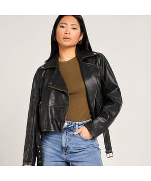 Barneys Originals relaxed cropped real leather biker jacket in a textured leather with a washed finish. Fixed belt, ensuring you never have to worry about losing it.