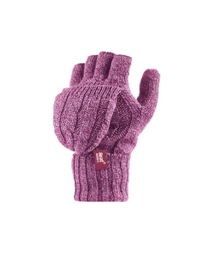 He aquí la última incorporación a la gama Heat Holders: unos guantes sin dedos con manopla convertible Heat Holders 2.3 Tog Heatweaver Yarn Fingerless Gloves. Estos guantes tipo manopla te ofrecen lo mejor de ambos mundos, con dedos abiertos para cuando necesites un tacto delicado, como al hurgar en el bolso o enviar mensajes de texto, y cálidas manoplas para ponerte encima en un instante. Estos bonitos guantes de punto por cable tienen hilo Heat Holders para un magnífico aislamiento y absorción de la humedad, junto con aislamiento Heatweaver, un forro de felpa sedosa que maximiza eficazmente la cantidad de aire caliente que se mantiene contra tu piel. El puño Heat Holders es extensible, desplegándose para crear largas mangas protectoras que abrazan la muñeca para un calor y aislamiento extra.