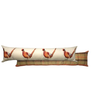 The Hunter draught excluder range brings a modern twist to a country-inspired design. With a hand painted Pheasant accompanied by a panel matching tartan this would be a great addition to any home thats looking to add some character. This is the perfect fit for any neutral or county inspired theme.