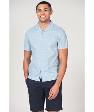 Elevate your casual style with this printed shirt from Kensington Eastside. Made from 100% cotton, this short-sleeved shirt is perfect for any occasion. The printed shirt features button fastening and a classic style. Machine washable for easy care.