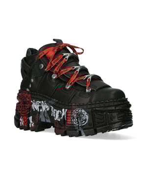 The Iconic Boot WALL106-C9 is from the ever so popular Wall collection, Constructed from the finest hide leather combined with a durable rubber sole. These boots feature Lace-up fastening, cushioned insole, leather lining and embodies the quality, style and comfort that you have come to expect from New Rock Boots. These stylish unisex boots have a 10cm gum rubber heel to give you a towering presence that is sure to turn heads. The fit is superb, sleek and sexy as pictured. Why not buy some thing unique, versatile, stylish and different.  Heel Height - 10cm Platform Height - 8cm Shaft Height - 9cm Sole Material - Natural Rubber Outer Material - Cow Hide Leather