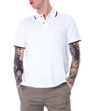 <b>Brand:</b> Armani Exchange<br><b>Gender:</b> Men<br><b>Type:</b> Polo<br><b>Season:</b> Spring/Summer<br><br><b>PRODUCT DETAIL</b><br>&bull; <b>Color:</b> white<br>&bull; <b>Fastening:</b> buttons<br>&bull; <b>Sleeves:</b> short<br>&bull; <b>Collar:</b> polo<br><br><b>COMPOSITION AND MATERIAL</b><br>&bull; <b>Composition:</b> -100% cotton <br>&bull;  <b>Washing:</b> machine wash at 30°