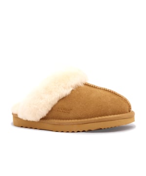 DETAILS





Cosy and snug, easy slip-on slipper

Soft premium genuine Australian Sheepskin wool lining
Full premium leather Suede upper with Australian sheepskin insole
Sustainably sourced and eco-friendly processed
Unisex sheepskin slipper - can be worn day and night
Soft EVA outsole - extra cushioning and lightweight
Firm wool pelt for superior warmth