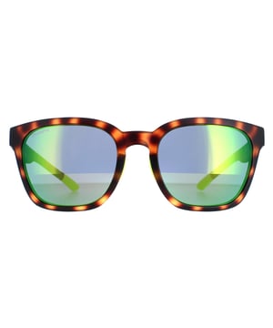 Las gafas de sol Smith Founder A84 X8 con espejo verde tortuga mate son una opción de gafas elegantes y fiables con lentes ChromaPop para un contraste de color mejorado. La montura de material ecológico Evolve, duradera y ligera, y las plaquetas nasales megol hidrófilas ofrecen un ajuste cómodo y seguro. Ideales para aventuras al aire libre, con un ajuste de medio a grande para mayor versatilidad.