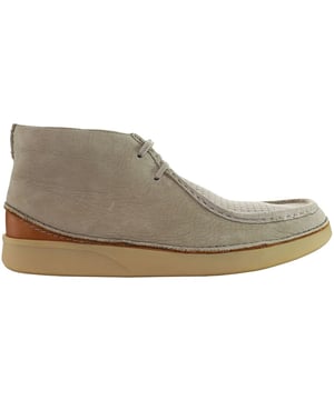 Clarks Oakland Mid Men's Beige Boots – a perfect fusion of rugged sophistication and urban style. Designed to meet the demands of modern life, these boots seamlessly combine comfort, durability, and trend-setting aesthetics for the contemporary man.

Key Features:

 Versatile Beige Shade:  The Oakland Mid Beige Boots feature a versatile beige hue, adding a touch of understated elegance to your footwear collection. This neutral color effortlessly pairs with a variety of outfits, making these boots suitable for both casual and semi-formal occasions.

 Mid-Top Silhouette:  The mid-top design of these boots strikes a perfect balance between casual and formal, making them a versatile choice for various settings. Whether you're dressing up for a night out or going for a more relaxed look, the Oakland Mid Boots offer the right blend of style.

 Premium Leather Construction:  Crafted with high-quality leather, these boots exude durability and a refined aesthetic. The premium material not only enhances the overall appearance but also ensures long-lasting wear, making them a reliable companion for your everyday adventures.

 OrthoLite® Insole for Comfort:  Clarks integrates OrthoLite® technology into the insole, providing superior cushioning and support. Experience unmatched comfort as you go about your day, whether you're navigating the urban jungle or heading to the office.

 Durable Rubber Outsole:  The sturdy rubber outsole not only offers excellent traction but also enhances the boots' overall durability. Navigate different terrains with confidence, knowing that these boots provide a reliable grip for every step.