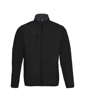 Material: Außenschicht aus 94% Polyester und 6% Elastan. Wasserdichte, winddichte und atmungsaktive Mittelschicht. Futter aus Polyester-Fleece. Durchgehender Reißverschluss mit Kinnschutz und innerer Reißverschlussabdeckung. Rechte Brusttasche mit Reißverschluss. Zwei Fronttaschen mit Reißverschluss. Elastische Bündchen an Ärmeln und Saum. Brustumfang (in): XS(35/36), S(36/38), M(38/40), L(41/42), XL(43/44), XXL(45/47), 3XL(47/49), 4XL(50/52), 5XL(53/55).