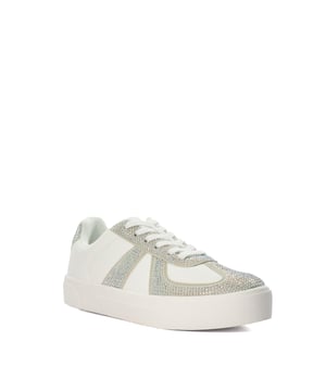 Embar is a bold platform trainer that will bring statement style to your off-duty and weekend wardrobe. Crafted from premium materials with a combination of silver hot fix panels, they're shaped with a round toe and rest on a chunky durable rubber sole. Super comfortable, this pair is designed for elevated daily dressing.