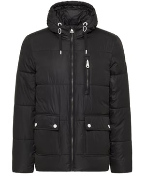 Maximalen Komfort verspricht die wattierte  Steppjacke von DreiMaster Maritim. Mit ihrem geraden Schnitt überzeugt sie ebenso wie durch ihr sportliches Design. Ausgestattet mit einer angesetzten Kapuze mit Tunnelzug, sind Sie auch für kältere Tage bestens geschützt. Geschlossen wird die Jacke über einen Reißverschluss mit schönen Metalllogodetails. Die geräumigen Pattentaschen dienen gleichzeitig als seitliche Eingrifftaschen und sind damit genauso praktisch wie die Brusttasche mit Reißverschluss oder die Innentasche für Portemonnaie oder Handy.  Jacke mit Wattierung