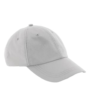 Set van 2. 6-paneelontwerp. Voorgebogen piek. Waterdichte en ademende stof. Polyester Coolmax stof zweetband. TearAway etiket voor gemakkelijk rebranden. Een maat. Stof: Nylon taslan.