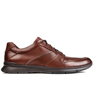 Ajuste perfecto
Lingo de cuero suave, suela de espuma EVA ligera y ranuras para una mejor ventilación: esta es la tecnología no estructurada de Clarks, gracias a las cuales los zapatos son ligeros y se ajustan perfectamente a sus pies.
Plantilla dura
Este modelo de zapato, gracias a la plantilla hecha de material duradero y de alta calidad, se ajusta perfectamente a la forma de sus pies y proporciona comodidad.
Tela superior
La parte superior está hecha de un material duradero que tiene grandes propiedades transpiradoras. Estos son zapatos únicos y cómodos para el uso diario, especialmente para la ciudad.
Interior aireado
Este modelo de zapato tiene un interior revestido con un material duradero y suave, lo que garantiza la comodidad y la ventilación.