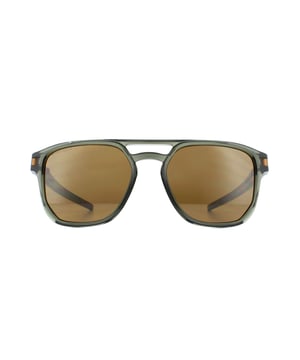 Oakley Sunglasses Latch Beta OO9436-03 Olive Ink Prizm Tungston maken deel uit van de Latch-familie en een nieuwe update voor een van de meest populaire Oakley-stijlen met een gedurfde lensvorm en dubbele brugontwerp. Met een handige kick -up vergrendelingsfunctie bevestigen ze gemakkelijk aan je shirt voor opslag. Gemaakt van lichtgewicht O-materie, met de driepuntsfit die ze uiterst comfortabel zijn. UNOBTAINIUM -tempels zorgen er ook voor dat ze te allen tijde op hun plaats blijven naarmate de grip toeneemt met transpiratie.