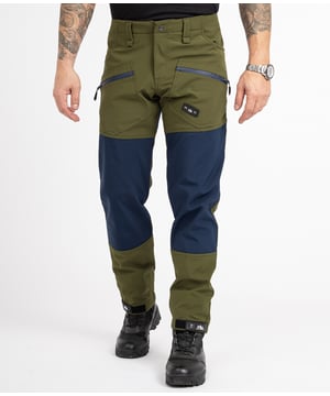 Sie sind gern in der freien Natur und gehen hier Ihren Freizeitaktivitäten nach? Dann muss auch Ihre Outdoorhose einiges mitmachen können, so wie die Softshellhose von Rock Creek. Die Herren Hosen überzeugen durch Top-Qualität und eine hochwertige Verarbeitung. Sie sind wasserabweisend, winddicht, wärmeisolierend und zugleich atmungsaktiv. Verschiedene gut durchdachte Details wie etwa die Reißverschlüsse aus wasserabweisendem Material machen sie zum idealen Begleiter auch bei widrigen Witterungsverhältnissen.