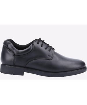 Classic Boys Back to School shoe from Hush Puppies - Tim Senior has the iconic Fit Left Fit Right fitting system, premium leather plain toe derby shoe with padded collar for extra comfort whilst the Micro-Fresh lining keeps feet dry
Fit Left Fit Right - Unique fitting system allows for 5 different width fittings for each individual foot. Every pair of shoes comes with 3 pairs of footbeds
-Smart leather upper
-Micro-Fresh lining keeps feet dry and fresh
-Classic smart plain toe derby
-Padded collar for extra comfort
-Lace up fastening