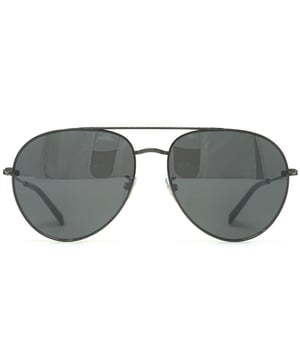 Gafas de sol negras Givenchy GV7196/G/S V81 T4. Ancho de la lente = 61 mm. Ancho del puente nasal = 16 mm. Longitud del brazo = 140 mm. Gafas de sol, estuche para gafas de sol, paño de limpieza e instrucciones de cuidado, todo incluido. 100% de protección contra la luz solar UVA y UVB y cumple con la norma británica EN 1836:2005
